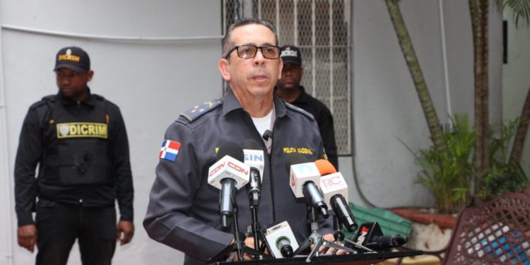 PN dice amplía investigación sobre asalto a sucursal del Banco Popular