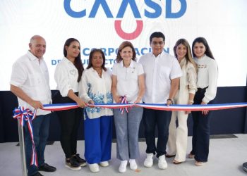 Raquel Peña encabeza inauguración de varias obras en SDN