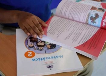 Ministerio de Educación inicia distribución libros de texto