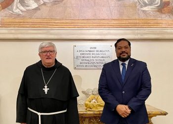 Nelson carela cónsul general de Génova Se reune con arzobispo Marco Tasca