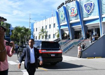 Abinader decreta lineamientos generales para proceso de reforma policial