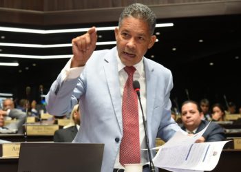 PRM envía a Eugenio Cedeño a proceso disciplinario por sus palabras sobre la mujer y el Código Penal