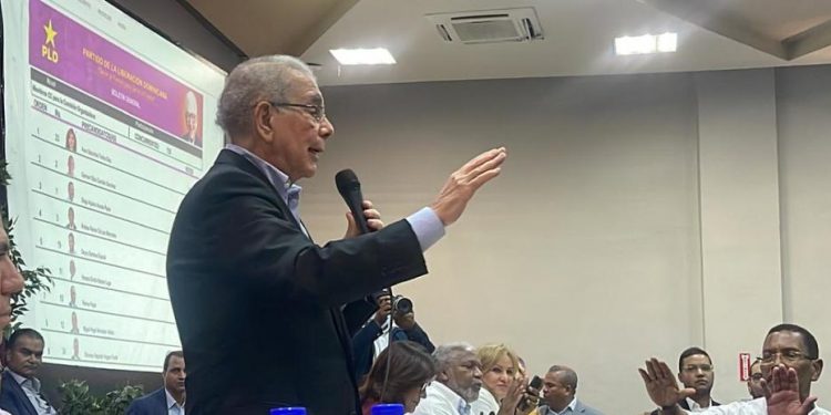 Danilo Medina: “No hay tiempo para quejas, es tiempo de reconectar con el pueblo”