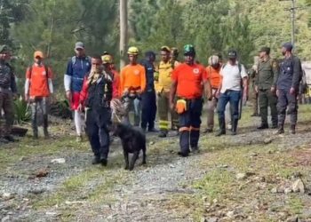 Un perro, más de 30 personas, drones y un helicóptero continúan búsqueda de Trinidad de la Cruz