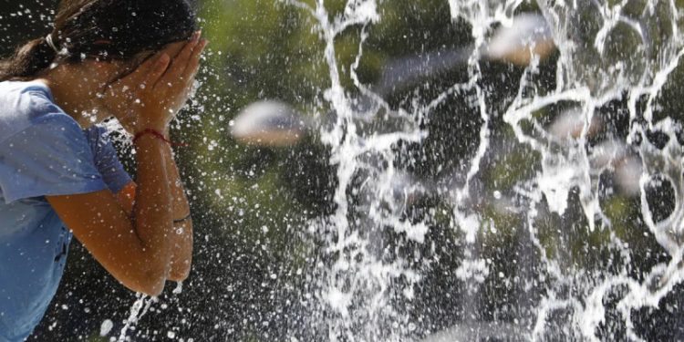 Médicos aconsejan medidas ante intensa ola de calor