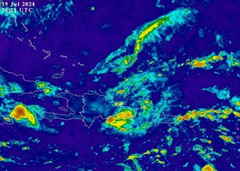 Viernes lluvioso por efectos de una vaguada y onda tropical