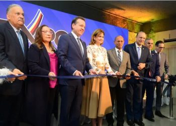 Amaprosan da inicio a feria de comercio