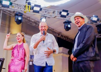 Ulises exhorta santiagueros a continuar mejorando la marca Santiago y resalta celebración fiestas patronales de Santiago Apóstol