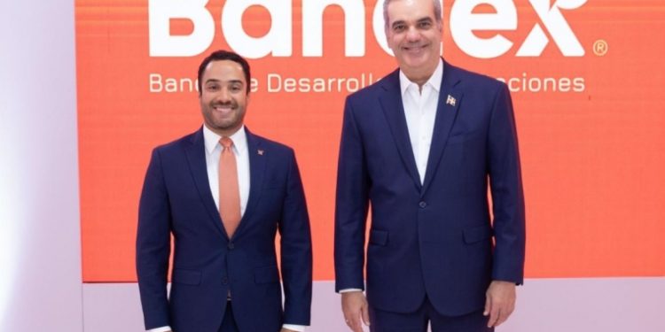 Presidente Abinader visita el Bandex