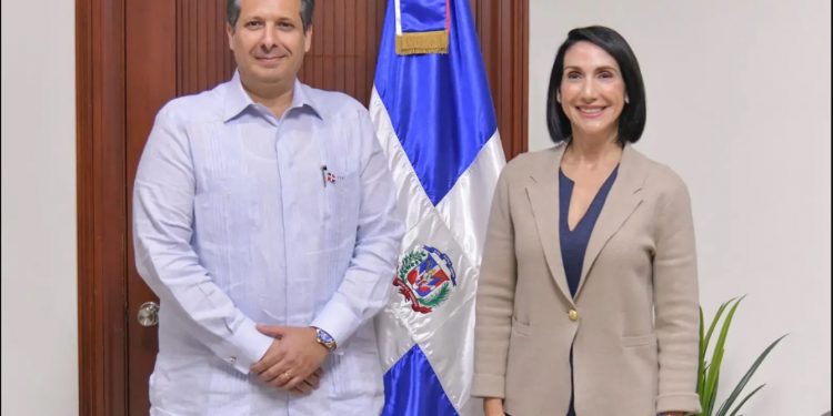 Centro de Contacto de Salud Mental estará disponible de 8 de la mañana a 12 de la medianoche