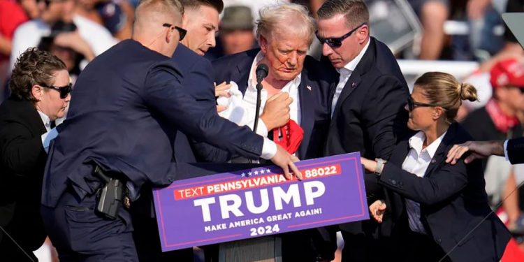 Donald Trump resulta herido durante un mitin en Pensilvania
