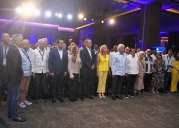 Presidente Senado afirma desafío Poder Legislativo es administrar con humildad