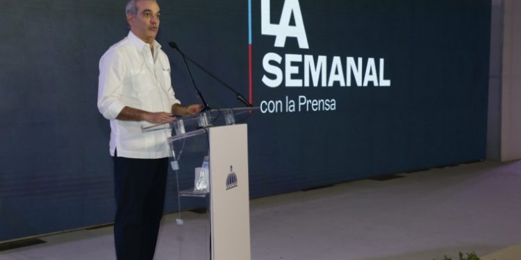 Presidente resalta impacto de obras en Montecristi