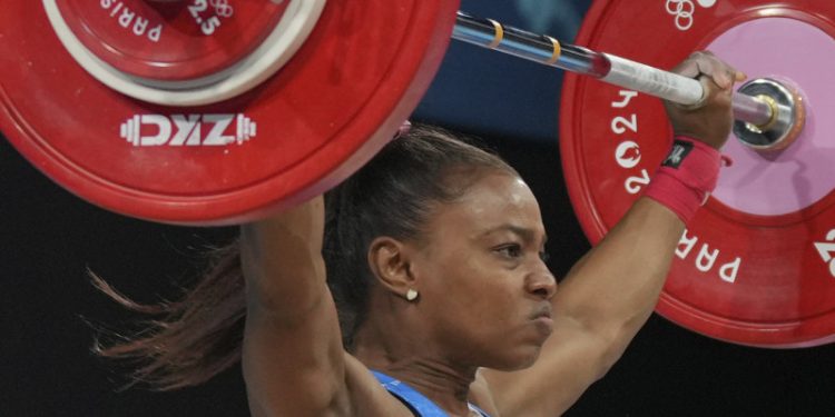 Beatriz Pirón se despide de París 2024: "No sé si llorar o reir… fueron 8 duros meses de dolor"