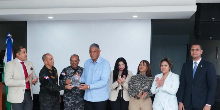 Gobierno interconectará al 911 cámaras de vigilancia de comercios privados