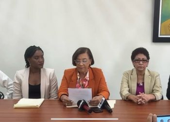 Amparo Custodio renuncia a vicealcaldía de La Vega y no asumirá el cabildo ante la salida de Kelvin Cruz