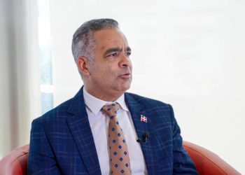 Sistema eléctrico abastece 3,729 megas, dice ministro de Energía y Minas