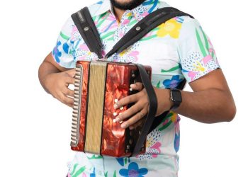 La Profecía Típica: Seis Años de Éxitos musicales en R.D y el extranjero