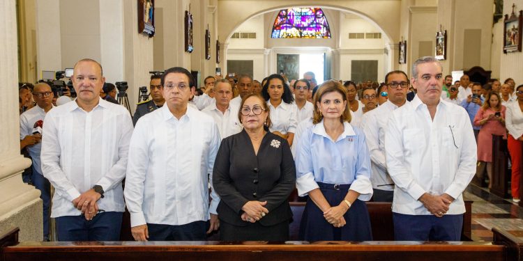 Presidente Abinader y vicepresidenta Raquel Peña, encabezan tedeum por 161 aniversario Restauración e inicio del nuevo cuatrienio