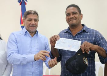 Ayuda del Ministerio de Agricultura llega a María Trinidad Sánchez