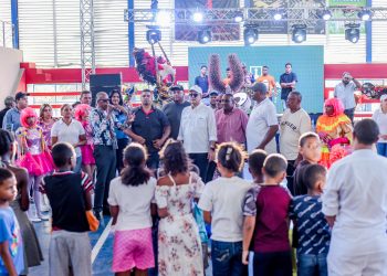 Alcaldía de Santiago culmina con éxito el "Verano Cultural con la Alcaldía" en Los Salados