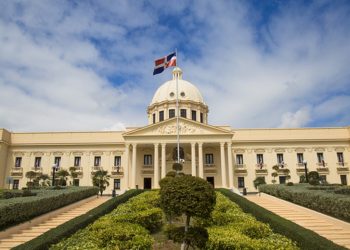 Presidente Luis Abinader Crea la Empresa Minera Dominicana, S.A. para Potenciar la Explotación Sostenible de Recursos Estratégicos como las Tierras Raras
