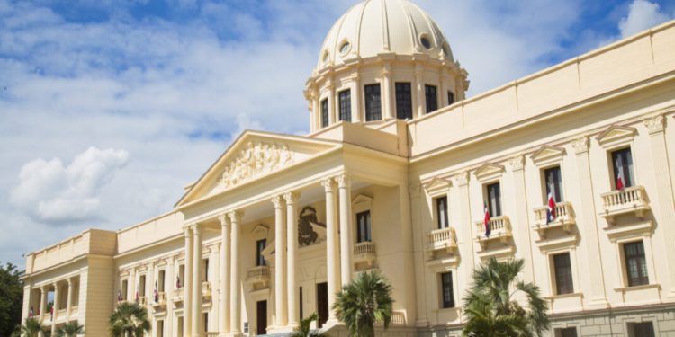 Presidente Luis Abinader realiza nombramientos en el servicio exterior dominicano