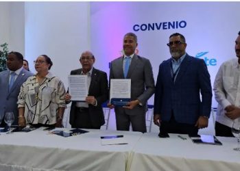 Edenorte e Idoppril firman acuerdo beneficia colaboradores de la empresa energética