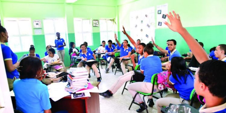 Atención padres y alumnos: ¡Minerd tiene todo listo para la vuelta a clases!