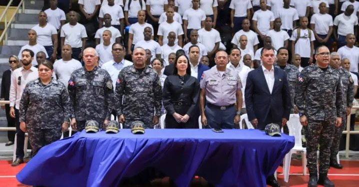 Policía recibe 775 aspirantes a rasos para fortalecer la reforma