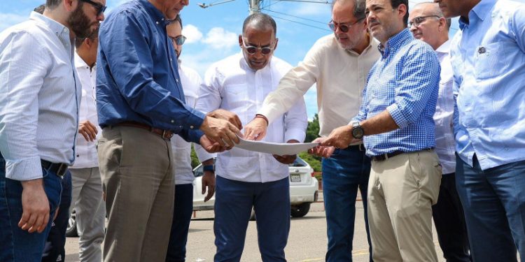 Pese a controversia, helipuerto será construido en el parque central de Santiago