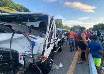 Conductores siguen provocando más tragedias en las carreteras del país