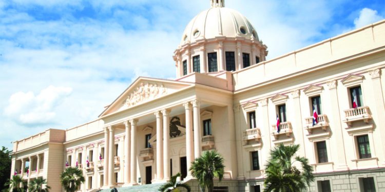 Gobierno anunciará hoy fusión y eliminación de entidades públicas