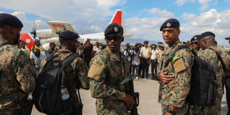 Llegan a Haití soldados de Jamaica y Belice