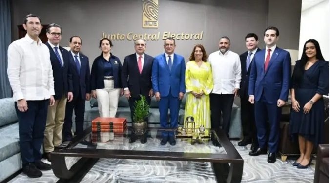 El Conep pondera a Román Jáquez para seguir al frente JCE
