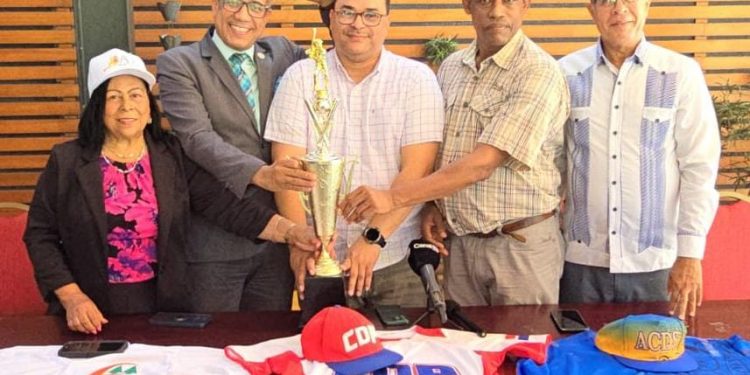 Anuncian el torneo de softbol "Liga de la Comunicación de Santiago", con apoyo de la Alcaldía.