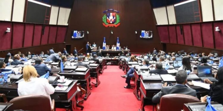 Cámara de Diputados reclama presentación de las actas elecciones en Venezuela