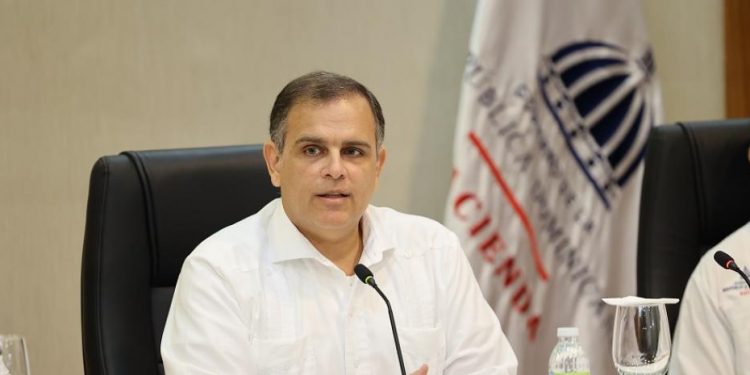 El Gobierno busca que la reforma fiscal entre en vigencia el primero de enero de 2025