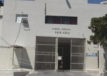 Policía dice investigan "cómo el recluso del 15 de Azua consiguió el arma de fuego"