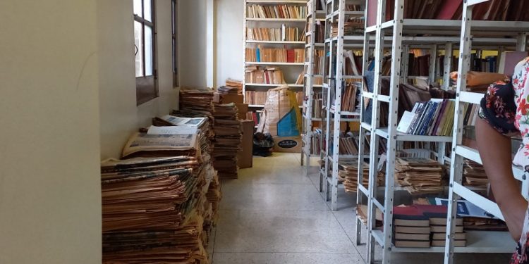 Alcalde espera evaluación del Archivo Histórico de Santiago para intervenirlo