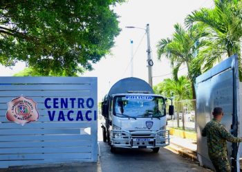 Nueva ley de Migración busca sancionar con cárcel a migrantes repatriados que reingresen ilegalmente a RD