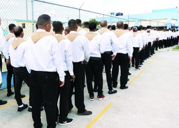 Cerca de 250 privados de libertad están estudiando Derecho