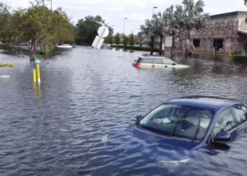 Registran 16 muertos por tornados y huracán Milton en Florida