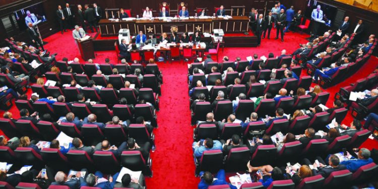 Abinader aceptará cambios al proyecto de reforma fiscal