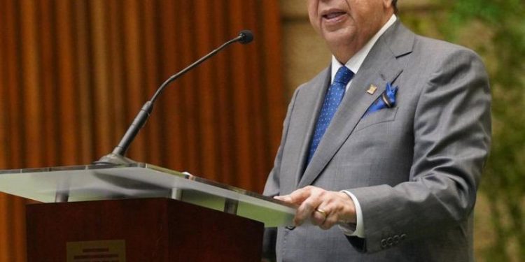 Gobernador del Banco Central: “Este país va por el camino correcto”