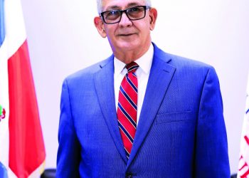 Director de Presupuesto: "Seguiremos estirando el peso, sin reforma"