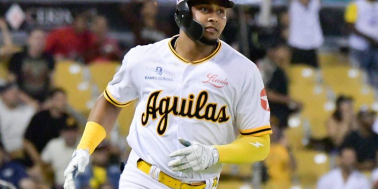 Águilas vencen EO por 2da. noche seguida, esta vez dejándolas en el terreno