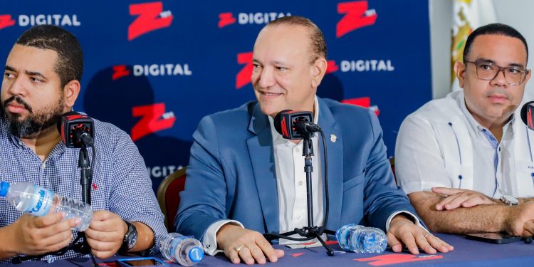 Alcalde Ulises Rodríguez destaca avances en innovación, seguridad y desarrollo en Santiago