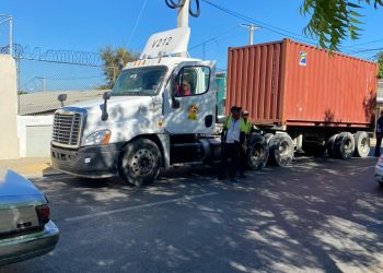 Alcaldía de Santiago refuerza operativos para controlar camiones de carga pesada y mejorar la movilidad urbana