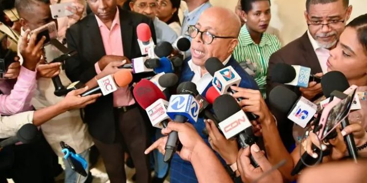 Pacheco a Leonel: “El Congreso es la instancia para discutir el proyecto de reforma fiscal”